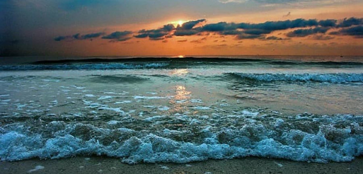 Лазурное - недорогой отдых на море